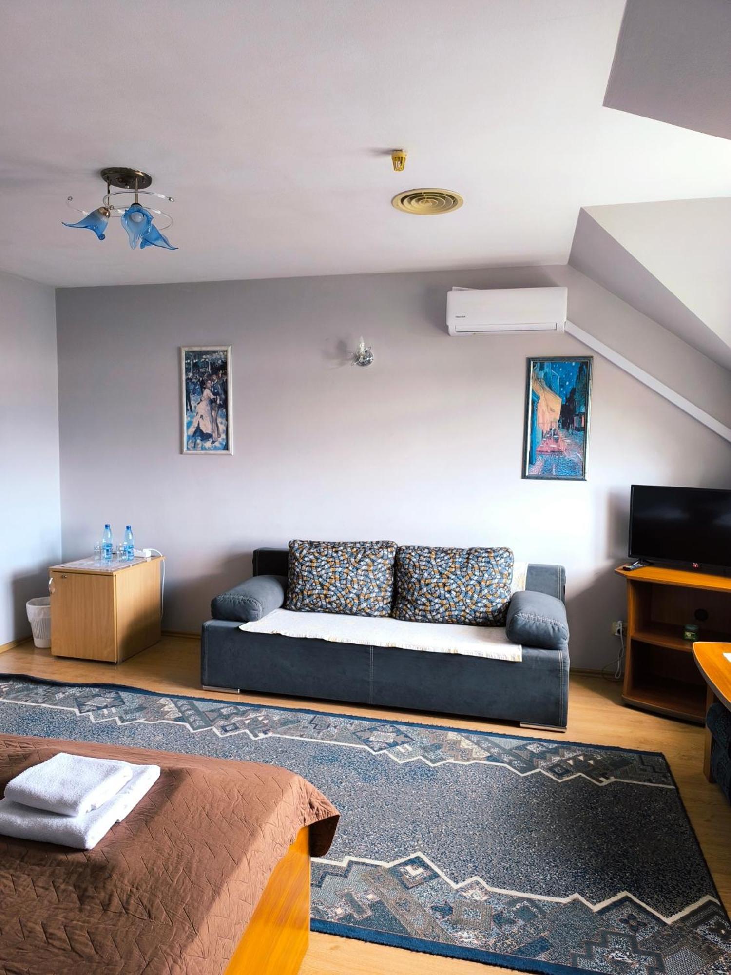 Hotel Delfin Mukacheve Room photo