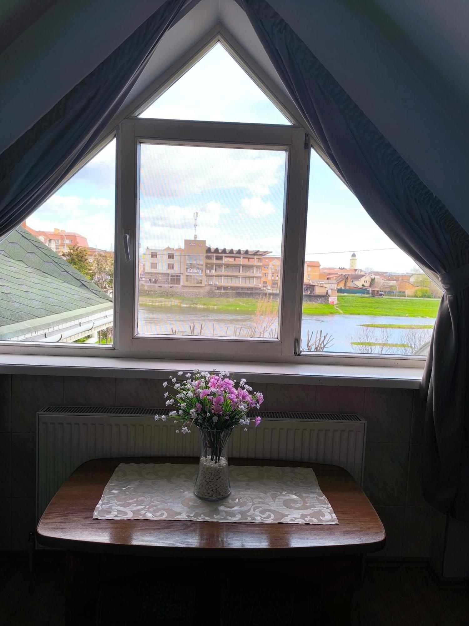 Hotel Delfin Mukacheve Room photo