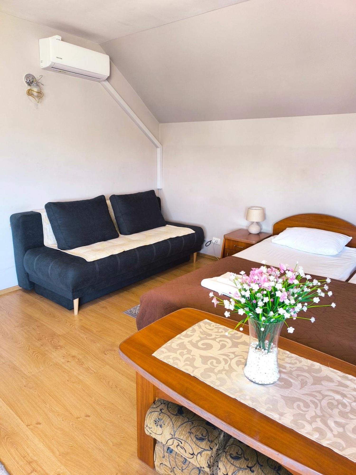 Hotel Delfin Mukacheve Room photo