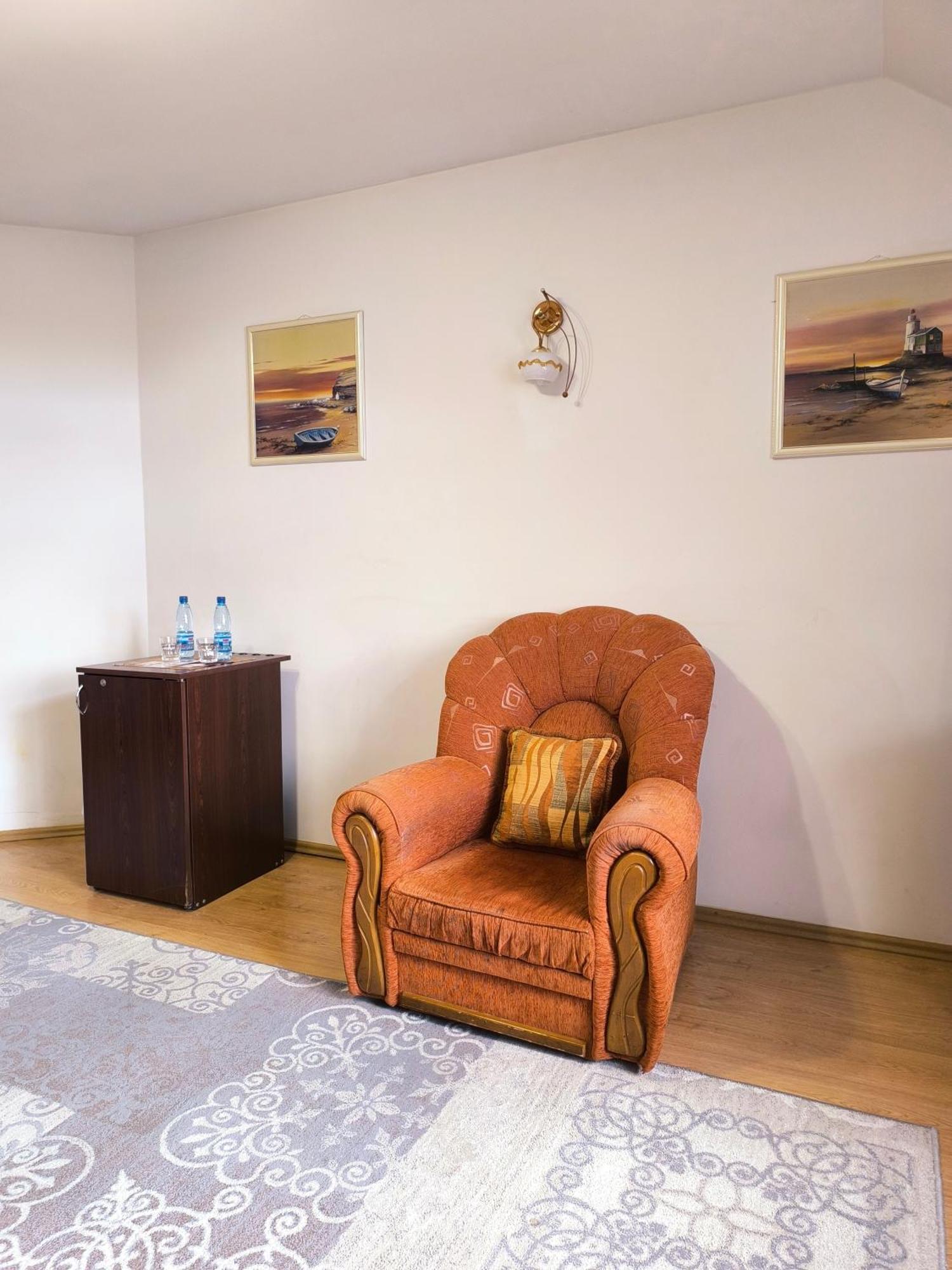 Hotel Delfin Mukacheve Room photo