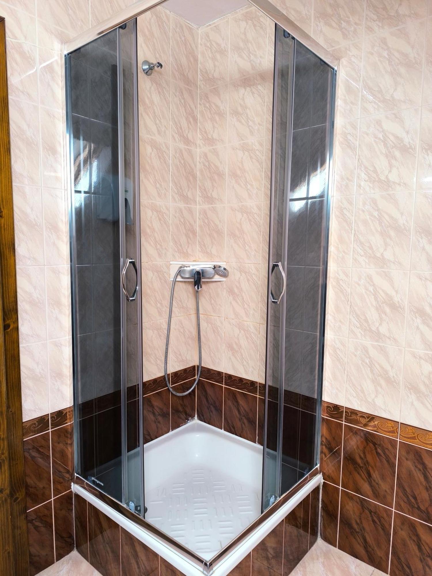 Hotel Delfin Mukacheve Room photo